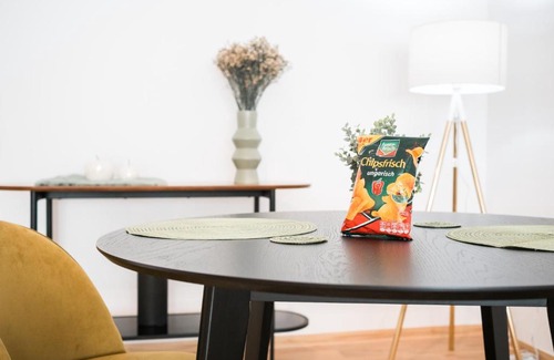 Ahrweiler Apartment | Cozy Central Apartment for 2: Wifi, Kitchen & Parking
