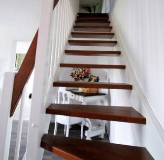 Breitbrunn a. Chiemsee Apartment | Discover Ferienwohnung Heimatglück: Oceanfront Stay for 2-3