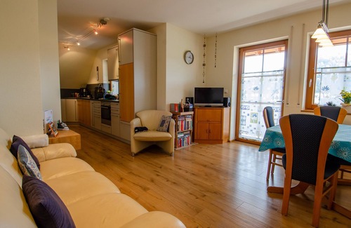 Schnellingen Apartment | Family-Friendly Ferienwohnung Kinzigtalblick with Breakfast