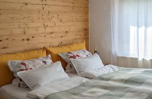 Heidenheim an der Brenz Apartment | Serene Forest Retreat: Family-Friendly Stay at 9.2/10