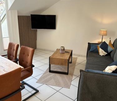 Radolfzell am Bodensee Apartment | Discover Family-Friendly Ferienwohnung Stadtgarten Retreat