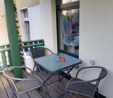 Reichenbach im Vogtland Apartment | Cozy Ferienwohnung Rickyy: Pet & Child-Friendly Retreat