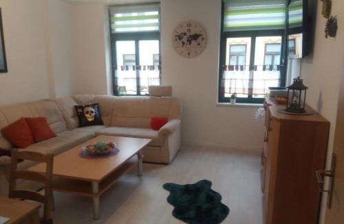 Reichenbach im Vogtland Apartment | Cozy Ferienwohnung Rickyy: Pet & Child-Friendly Retreat