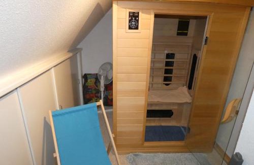 Stavenhagen Apartment | Experience Comfort at Ferienwohnung am Schloss with Pool & Ocean View
