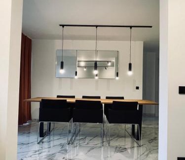 Villingen-Schwenningen Apartment | Pet-Friendly Ferienwohnung am Rietenzentrum - Rated 8.8/10