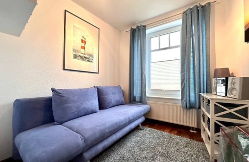 Wurster Nordseekuste Apartment | Discover De Drückdaal: Pet-Friendly Oceanfront Retreat