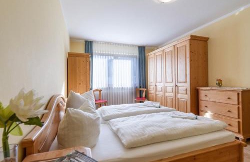 Oberaudorf Apartment | Relaxing Ferienwohnanlage Oberaudorf E5 with Pool & Sauna