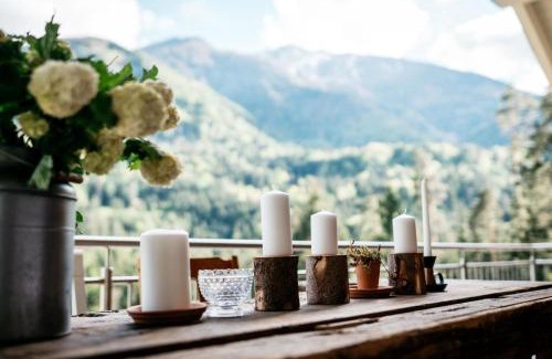 Feistritz ob Bleiburg Apartment | Enjoy a Scenic Getaway in Unterort with Garden & Grill