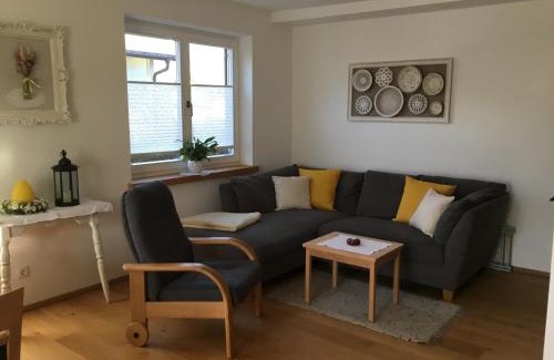 Golling an der Salzach Apartment | Kid-Friendly Retreat at Ferienwohnung Neureiter - Rated 9.9/10