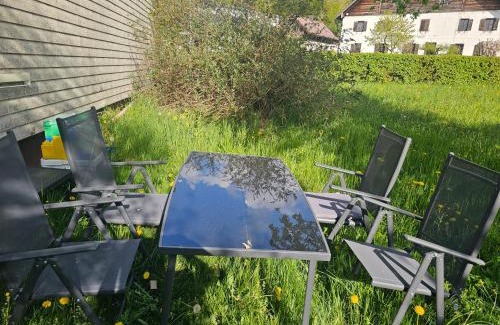 Steinbach am Attersee Apartment | Relaxing Attersee Retreat with Pool and Ocean Views