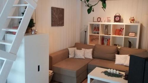 Ahrweiler Apartment | Pet-Friendly Ferienwohnung Ideenreich with Breakfast & Kids' Perks