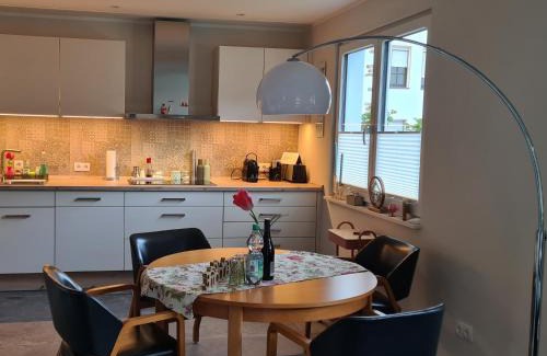 Walporzheim Apartment | Oceanfront Retreat at Ferienwohnung Wurzelecht for Families