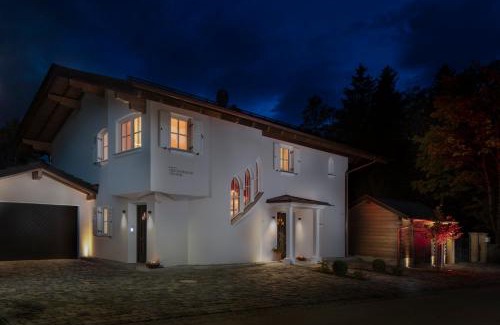 Breitbrunn a. Chiemsee House | Pet-Friendly Ferienwohnung Chiemsee with Top Reviews
