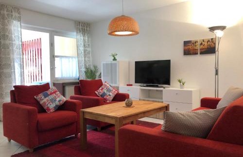 Kressbronn Apartment | Kid-Friendly Retreat at Ferienwohnung Fischerpromenade