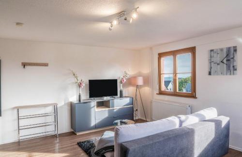Radolfzell am Bodensee Apartment | Family-Friendly Ferienwohnung Säntisblick with Hot Tub
