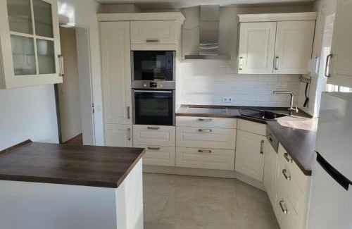 Sontheim an der Brenz Apartment | Ferienwohnung nähe Legoland mit großem Garten und Terrasse