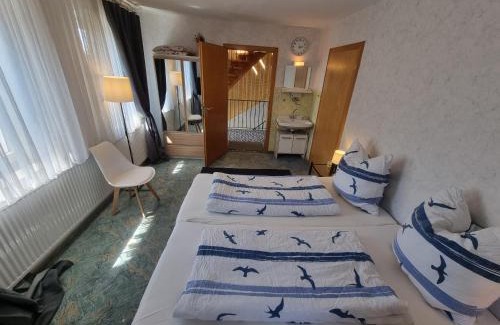 Zell im Fichtelgebirge House | Discover Ferienwohnung Kühnel: A Budget-Friendly Retreat