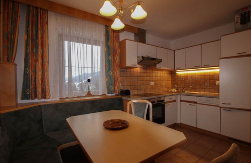 Oberau Apartment | Comfortable Apartment for 4 in Oberau Wildschönau