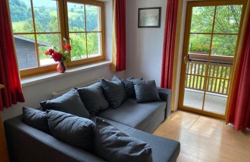Sankt Veit im Pongau Apartment | Child-Friendly Stay at Ferienwohnung Lehen - Rated 9.2/10