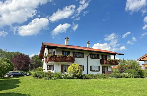 Aschau im Chiemgau Apartment | Family-Friendly Getaway: 2-Bedroom Apartment with Terrace