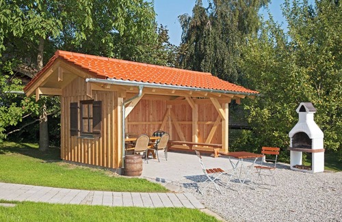 Bernau am Chiemsee Apartment | Family-Friendly Ferienwohnung König Ludwig with Kitchen Access