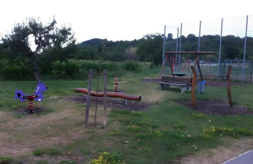 Dettingen an der Erms Apartment | Family-Friendly Ferienwohnungen Holder with High Guest Ratings