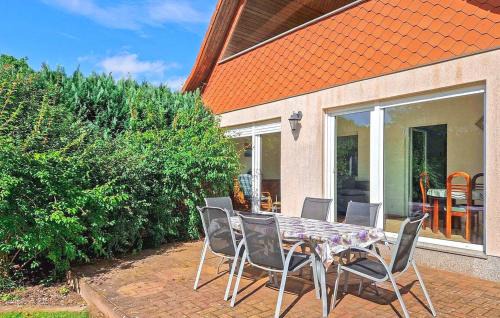 Godendorf Apartment | Family-Friendly Stay at Ferienwohnung Godendorfer