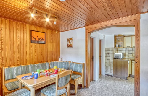 Bad Berleburg Apartment | Modern 2-Story Apartment with Bath and Wi-Fi Access