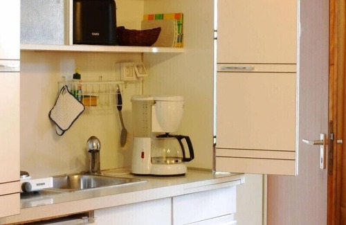 Bad Bellingen Apartment | Cozy Ferienwohnung: Guest Rated 10/10 with Breakfast Included