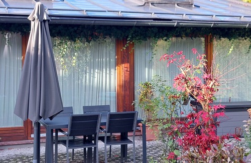 Anzenbach Apartment | Top-Rated Ferienwohnung 1: Family-Friendly Retreat
