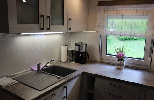 Enzklosterle Apartment | Spacious 2-Bedroom Apartment with Kitchen & Breakfast