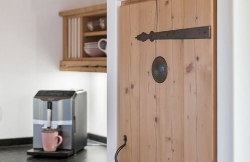 Petting Apartment | Seeblick Retreat: 10/10 Rated with Spa & Family Amenities
