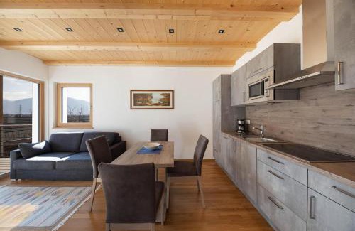 Andriano Apartment | Family-Friendly Retreat at Ferienwohnung 1 Weger - Rated 8.7