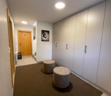 Konigsleiten Apartment | Oceanfront Retreat: Ferienwohnung 121a - Family Friendly Stay