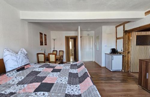 Stadtroda Apartment | Child-Friendly Ferienwohnung in Stadtroda - Rated 10/10!