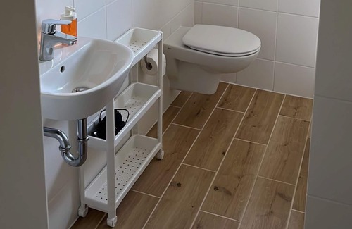 Suesel Apartment | Pet-Friendly 2-Bedroom Apartment Near Baltic Sea Beach