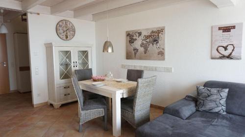 Meersburg Apartment | Experience the Scenic 3-Country View at Ferienwohnung