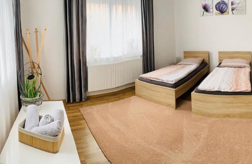 Hafendorf Apartment | Discover Petrovic - Family-Friendly 3-Room Retreat