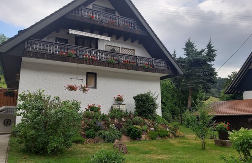 Nordrach Apartment | Cozy 1-Bedroom Apartment for Two with Kitchen & Breakfast