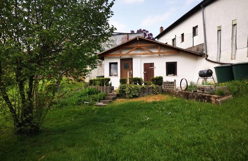 Gries Apartment | Pet-Friendly Ferienwohnung 57 with Kitchen & Breakfast