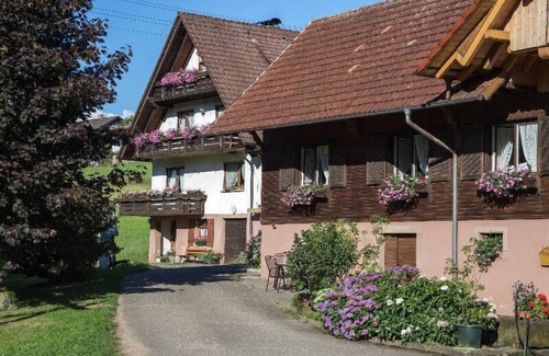 Oberharmersbach Apartment | Family-Friendly Getaway: 2-Bedroom Apartment for Four