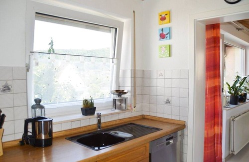 Albstadt Apartment | Spacious 3-Bedroom Family Retreat with Balcony & Kitchen