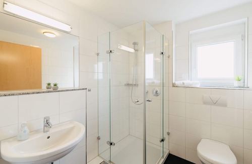 Bad Urach Apartment | Cozy Apartment with Kitchen & Breakfast - 10/10 Rating!