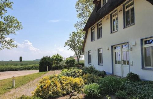 Stolpe auf Usedom Apartment | Ideal Ferienwohnung A2 at Landhaus am Haff with Ocean Views