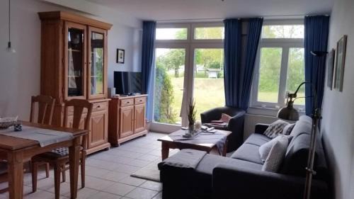 Stolpe auf Usedom Apartment | Ideal Ferienwohnung A2 at Landhaus am Haff with Ocean Views