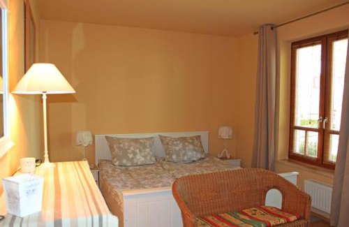 Nienhagen Apartment | Oceanfront Ferienwohnung Abendsonne with Ocean View