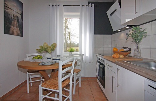 Ueckermuende Apartment | Cozy Ferienwohnung Achtern de Heeg in Ueckermünde