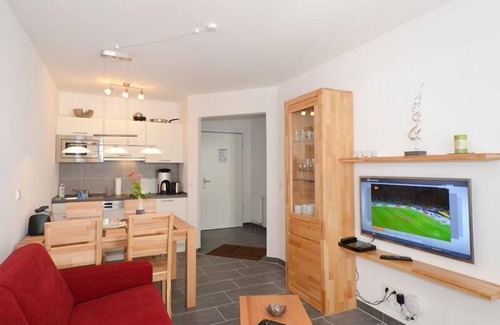 Ostseebad Baabe Apartment | Top-Rated Ferienwohnung Adlerhorst with Spa & Pet-Friendly Stay