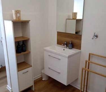Unterallgau Apartment | Comfortable Ferienwohnung Allgäu 3 with Hot Tub & Pets Welcome