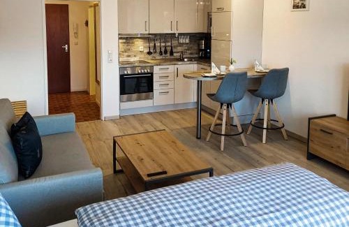 Oy Apartment | Family-Friendly Ferienwohnung AllgOy with Private Pool